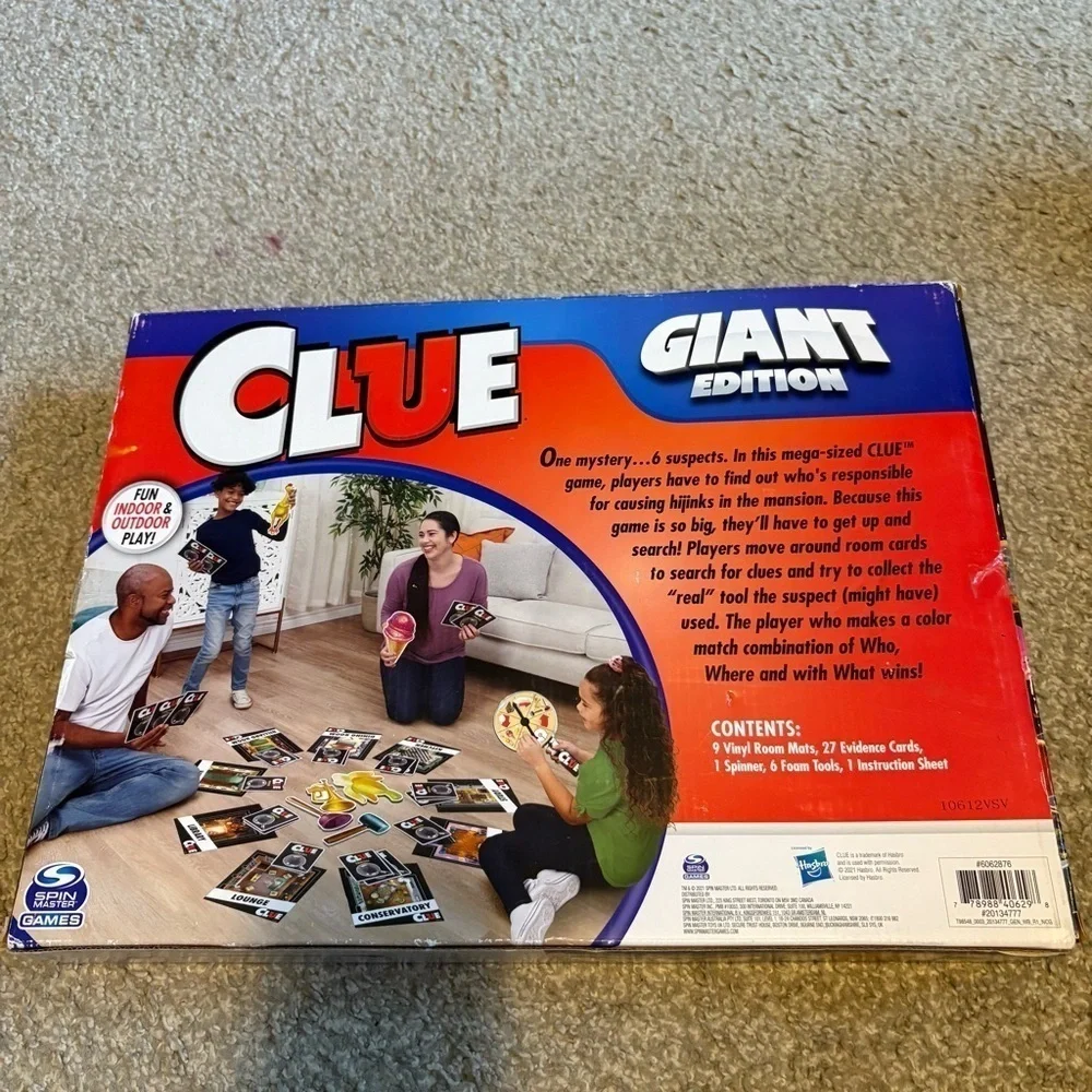 Hasbro Clue Giant Game Edition Outdoors NEW Murder Mystery